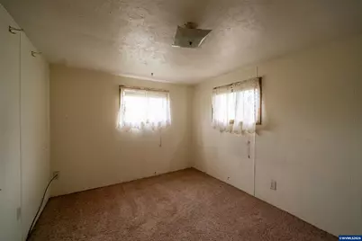 435 N Peach St, Stayton, OR 97383 - Photo 6