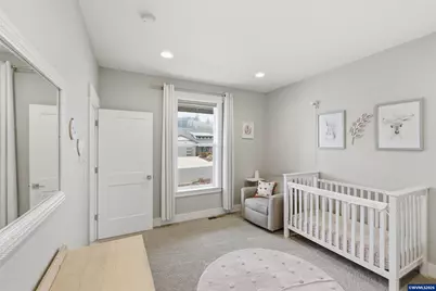 816 Riley Dr, Silverton, OR 97381 - Photo 8