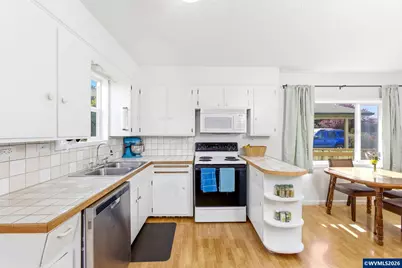 2326 Evergreen Av NE, Salem, OR 97301 - Photo 12