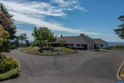 3794 East Nanitch Cir SE, Salem, OR 97306 - Photo 1