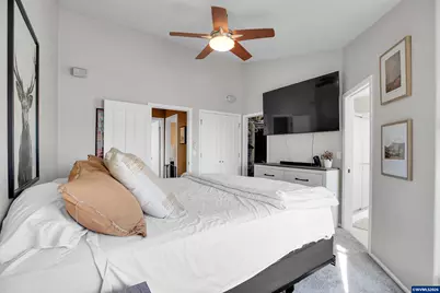 996 Parkway Dr, Salem, OR 97304 - Photo 32