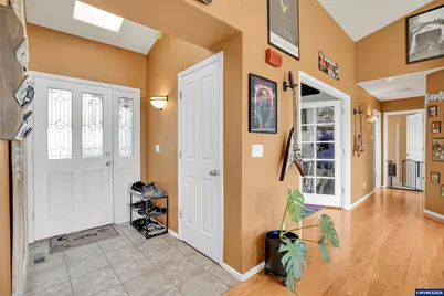 996 Parkway Dr, Salem, OR 97304 - Photo 6