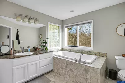 996 Parkway Dr, Salem, OR 97304 - Photo 38