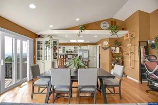 996 Parkway Dr, Salem, OR 97304 - Photo 12