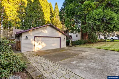 1769 Cinnamon Hill Dr SE, Salem, OR 97306 - Photo 2