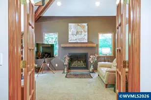 13032 Mapleleaf Ct NE, Aurora, OR 97002 - Photo 8