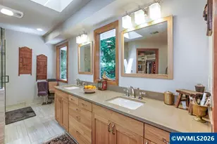 13032 Mapleleaf Ct NE, Aurora, OR 97002 - Photo 30