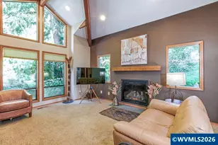 13032 Mapleleaf Ct NE, Aurora, OR 97002 - Photo 10