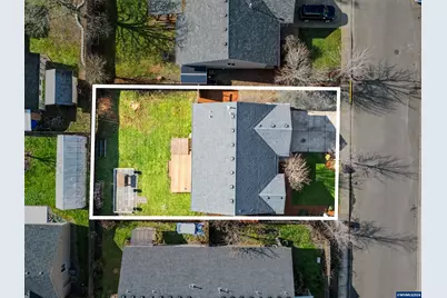 463 SE Pine St, Dallas, OR 97338 - Photo 30