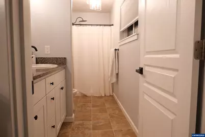 2432 Robbins Way Wy, Lebanon, OR 97355 - Photo 14