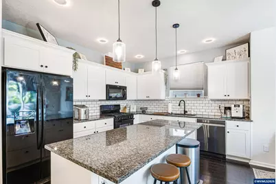 2432 Robbins Way Wy, Lebanon, OR 97355 - Photo 10