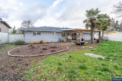 4744 Nina Av SE, Salem, OR 97302 - Photo 24