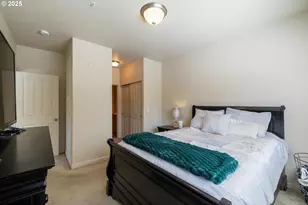 10834 NE Holly St, Hillsboro, OR 97006 - Photo 16