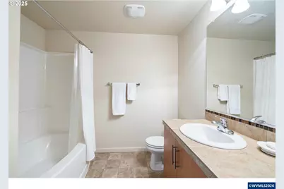 10834 NE Holly St, Hillsboro, OR 97006 - Photo 18