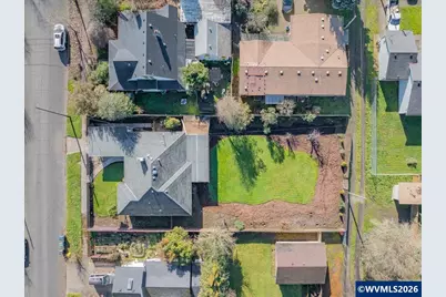 368 S 6th St, Independence, OR 97351 - Photo 42