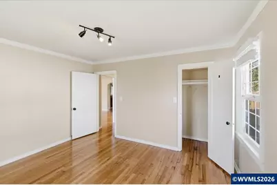 368 S 6th St, Independence, OR 97351 - Photo 22