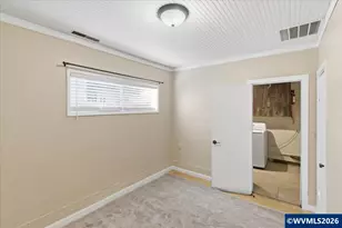 368 S 6th St, Independence, OR 97351 - Photo 30