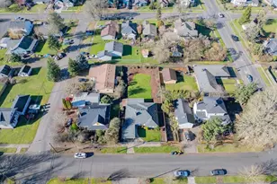 368 S 6th St, Independence, OR 97351 - Photo 44