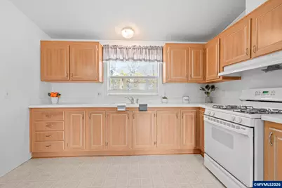 860 W Ellendale Av, Dallas, OR 97338 - Photo 20