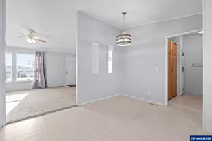 860 W Ellendale Ave, Dallas, OR 97338 - Photo 24