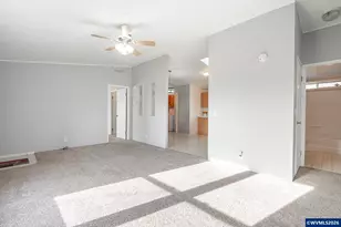 860 W Ellendale Ave, Dallas, OR 97338 - Photo 18