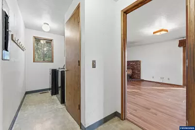 30684 Peterson Rd, Corvallis, OR 97333 - Photo 16