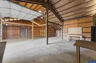 30684 Peterson Rd, Corvallis, OR 97333 - Photo 32