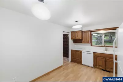 2225 NW Estaview Cir, Corvallis, OR 97330 - Photo 18