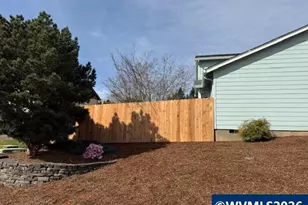 8811 NE Cori Ct, Corvallis, OR 97330 - Photo 2