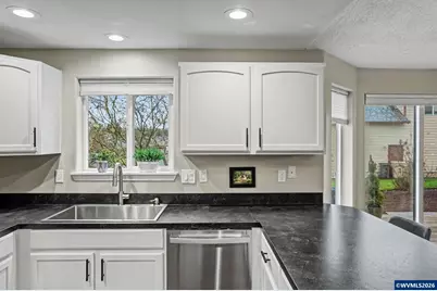 8811 NE Cori Ct, Corvallis, OR 97330 - Photo 14