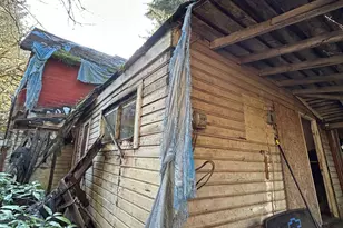 995 Parry Rd, Falls City, OR 97344 - Photo 4