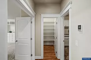 5830 Pikes Pass St SE, Salem, OR 97306 - Photo 18