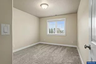 5830 Pikes Pass St SE, Salem, OR 97306 - Photo 36