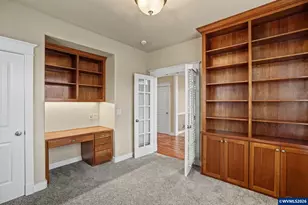 5830 Pikes Pass St SE, Salem, OR 97306 - Photo 32