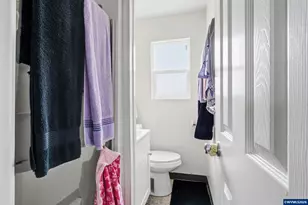 5351 Osage St, Sweet Home, OR 97386 - Photo 10