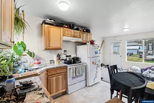 5351 Osage St, Sweet Home, OR 97386 - Photo 6