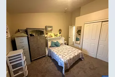 2921 NW 19th St, Redmond, OR 97756 - Photo 10