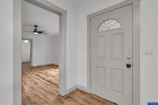 621 SE 4th Ave, Albany, OR 97231 - Photo 6