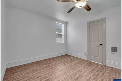 621 SE 4th Av, Albany, OR 97231 - Photo 12