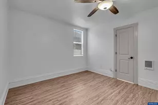 621 SE 4th Ave, Albany, OR 97231 - Photo 12