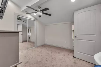 621 SE 4th Av, Albany, OR 97231 - Photo 28