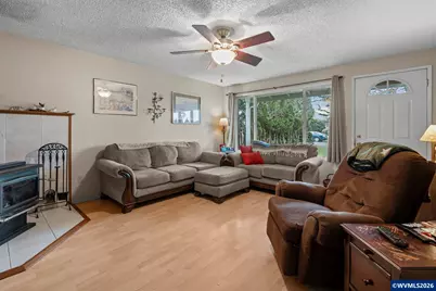 1562 SW Levens St, Dallas, OR 97338 - Photo 6