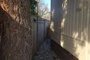 16901 SE Division St, Portland, OR 97236 - Photo 16