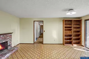 4260 Barrett St S, Salem, OR 97302 - Photo 10