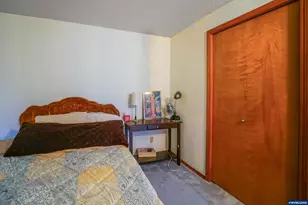 1526 Royalty Dr NE, Salem, OR 97301 - Photo 24