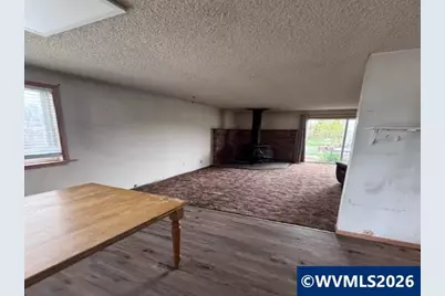 347 S Spruce Ct, Independence, OR 97351 - Photo 2