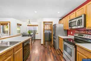 4820 Rebecca St NE, Salem, OR 97305 - Photo 12