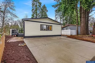 1598 40th Ln, Sweet Home, OR 97386 - Photo 4