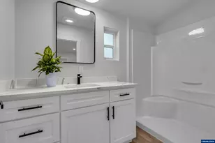 1598 40th Ln, Sweet Home, OR 97386 - Photo 24