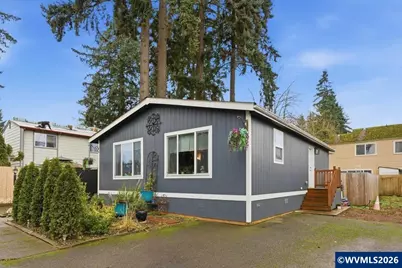 620 SE 2nd Av, Canby, OR 97013 - Photo 1